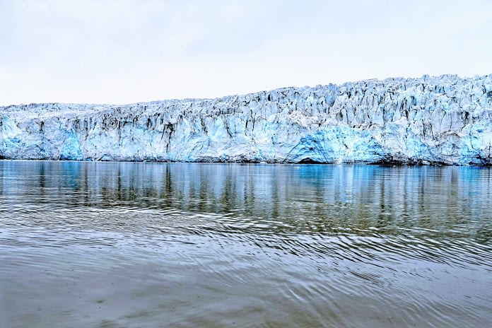 glaciers melting in Antarctica