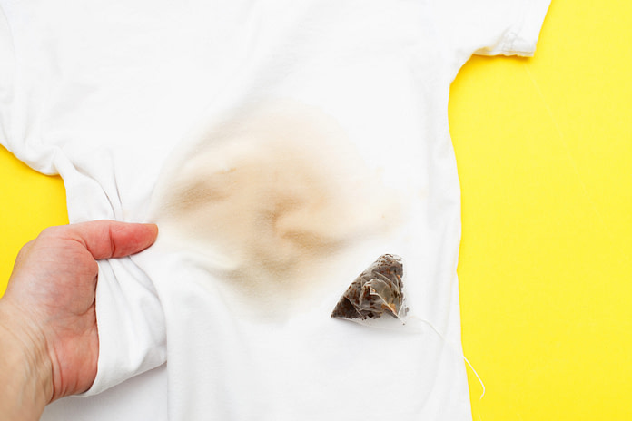 Remove Oil Stains from Clothes