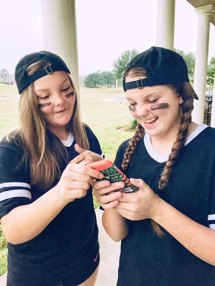 teens using phone